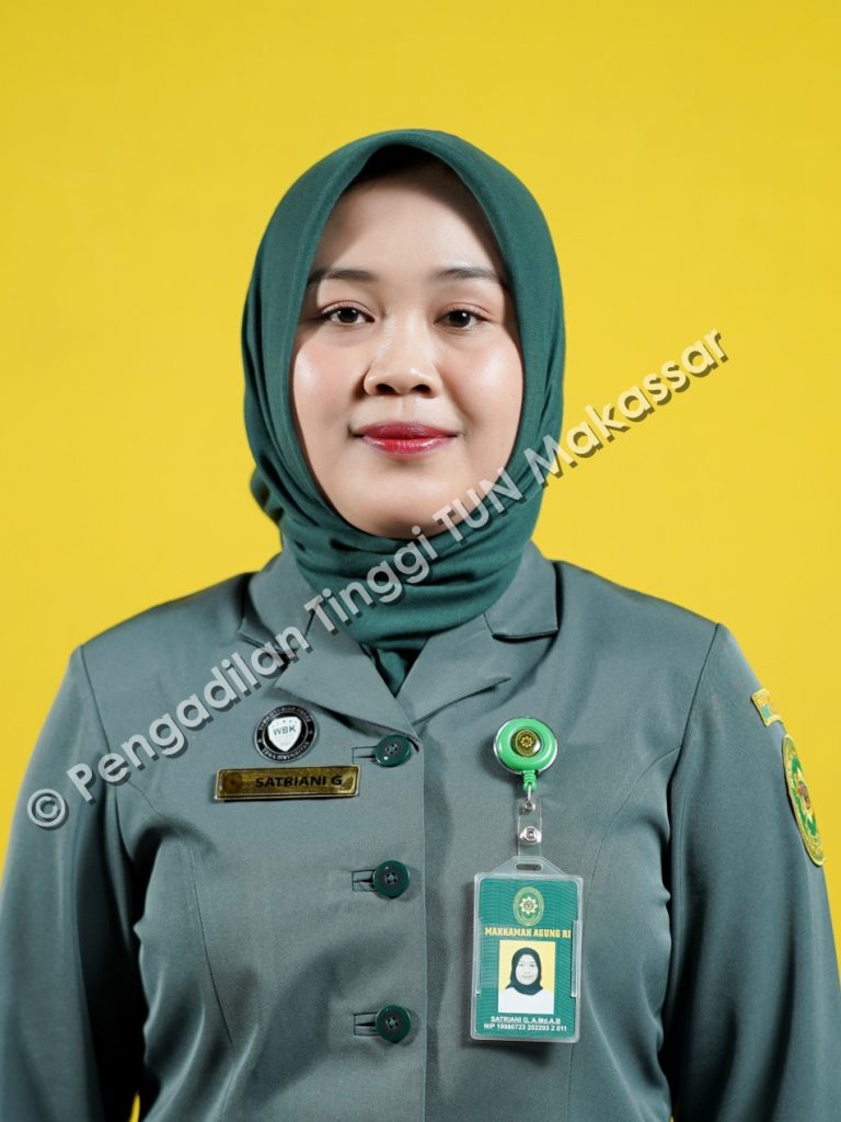 Pas Foto Satriani